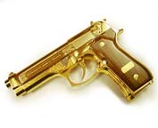 Zlatni pistolj